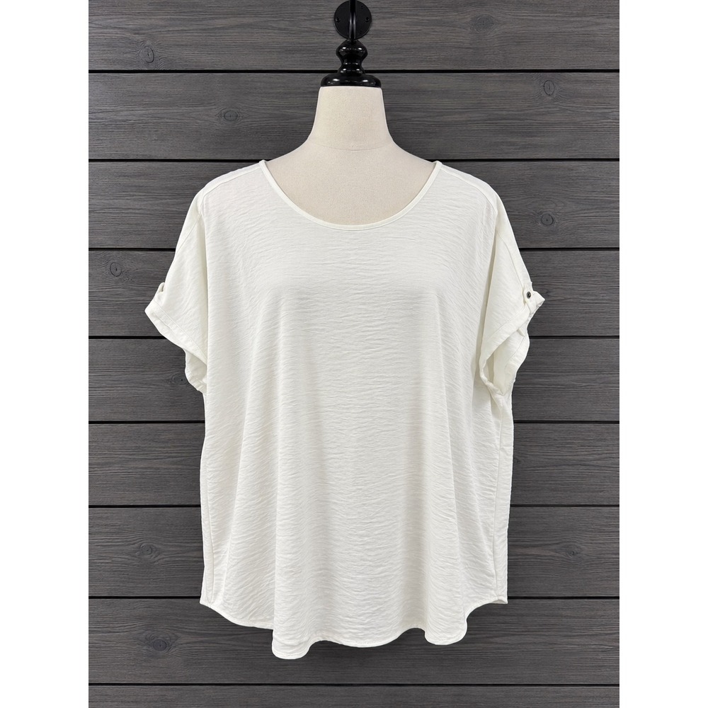 Maurices Blouse L White Cuffed Short Sleeve Back Zipper Textured Top